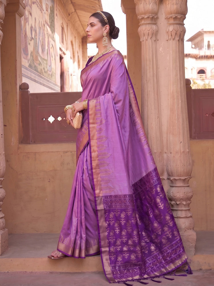 Soft Silk Saree With Zari Work